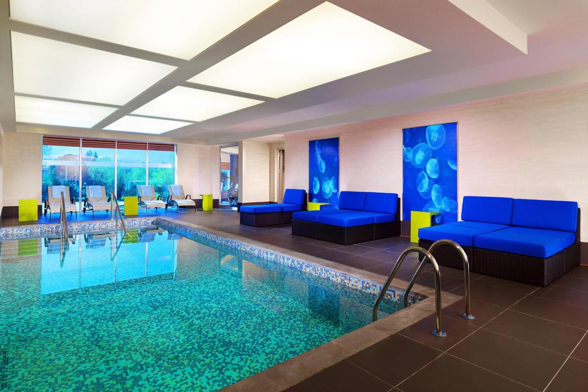 Aloft Bursa Hotel Екстер'єр фото
